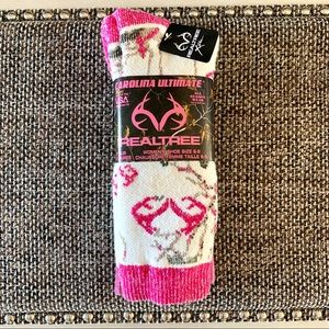 RealTeee Carolina Ultimate Socks